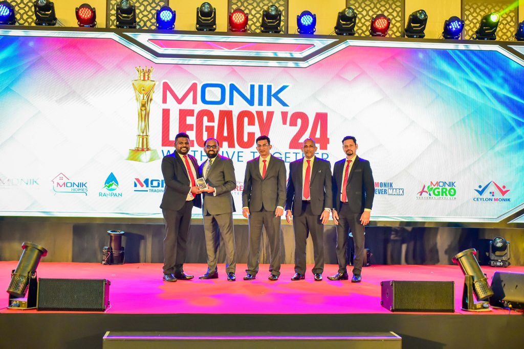 Monic Legacy – Awards Ceremony